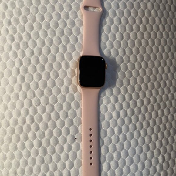 Apple Watch with Pink Band main image 8